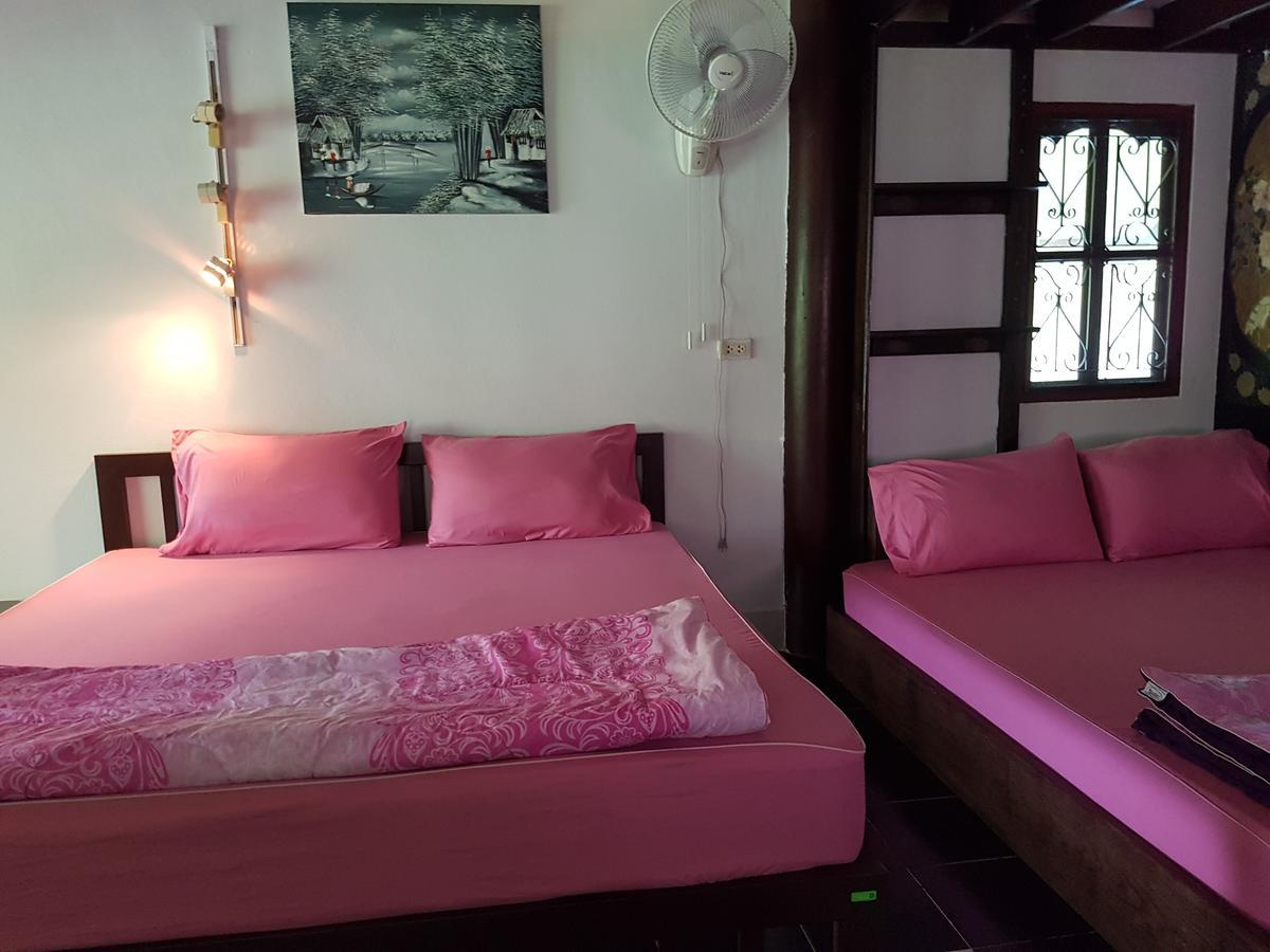 Ban Sabai Sabai Guest House كانتْشانابوري المظهر الخارجي الصورة